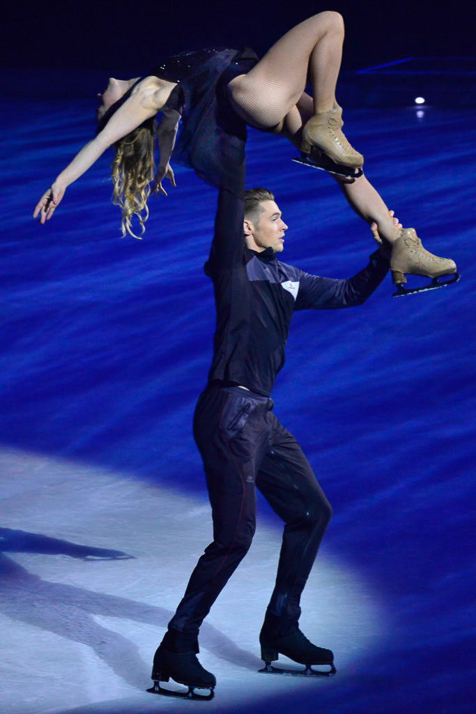 Holiday On Ice - Passion