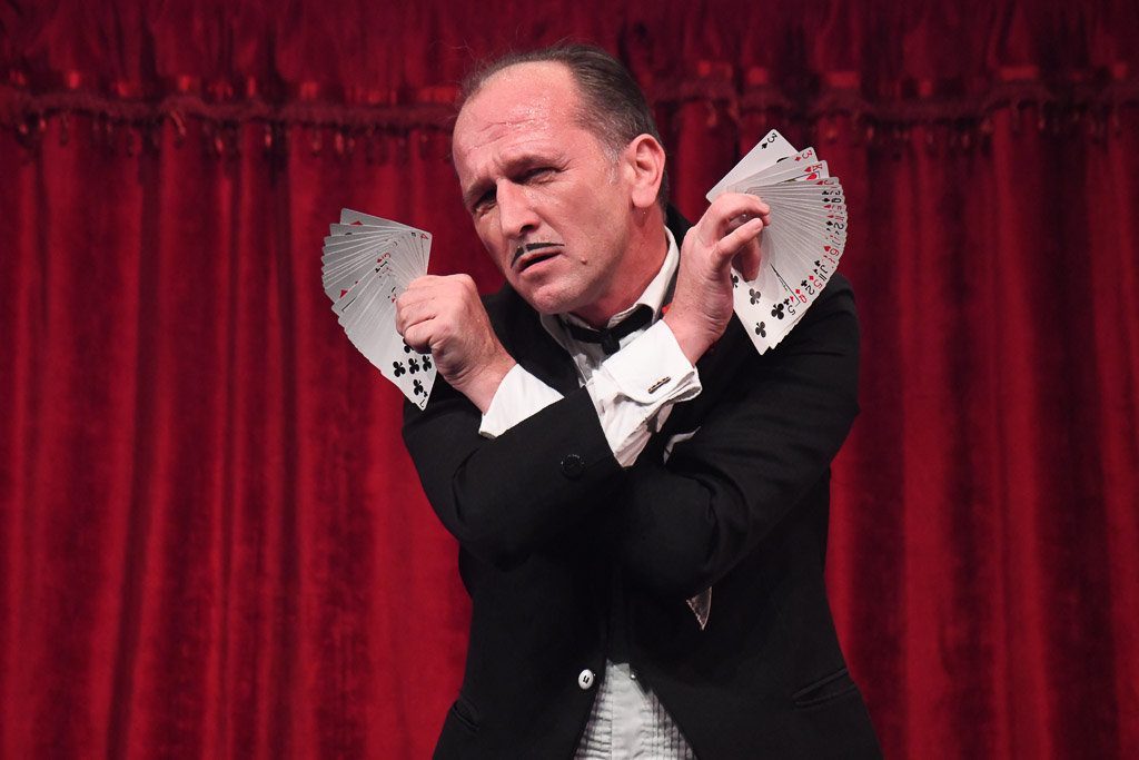 GOP Varieté Theater Bremen - Zauberhaft