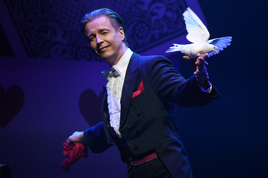 GOP Varieté Theater Bremen - Zauberhaft
