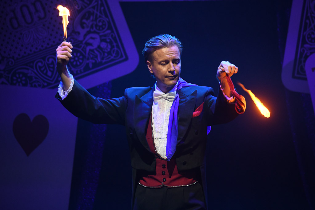 GOP Varieté Theater Bremen - Zauberhaft