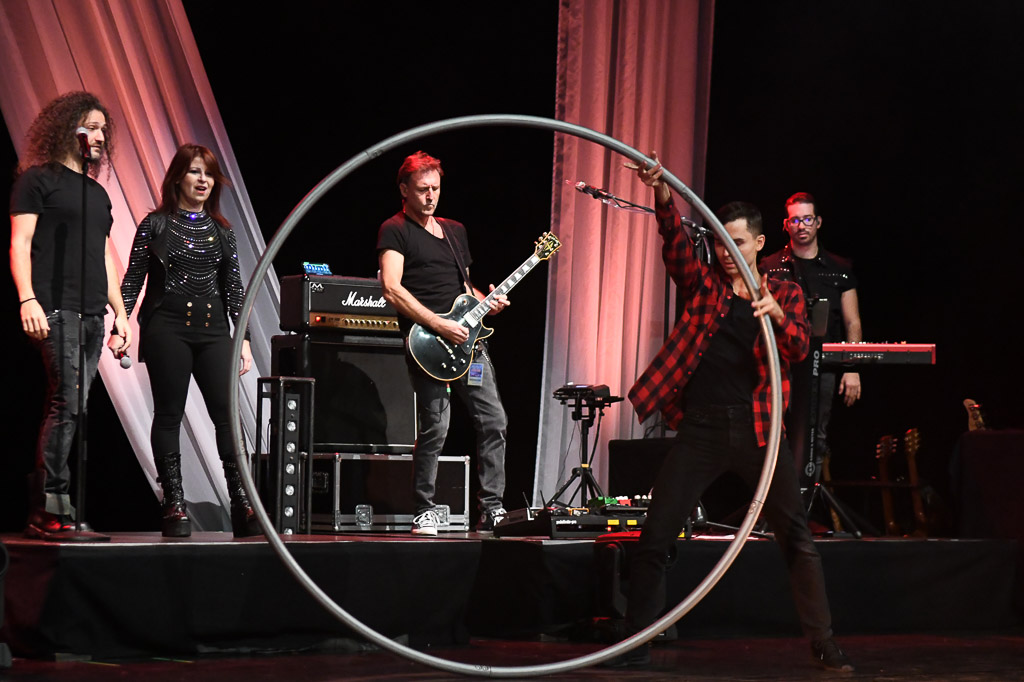 Rock The Circus